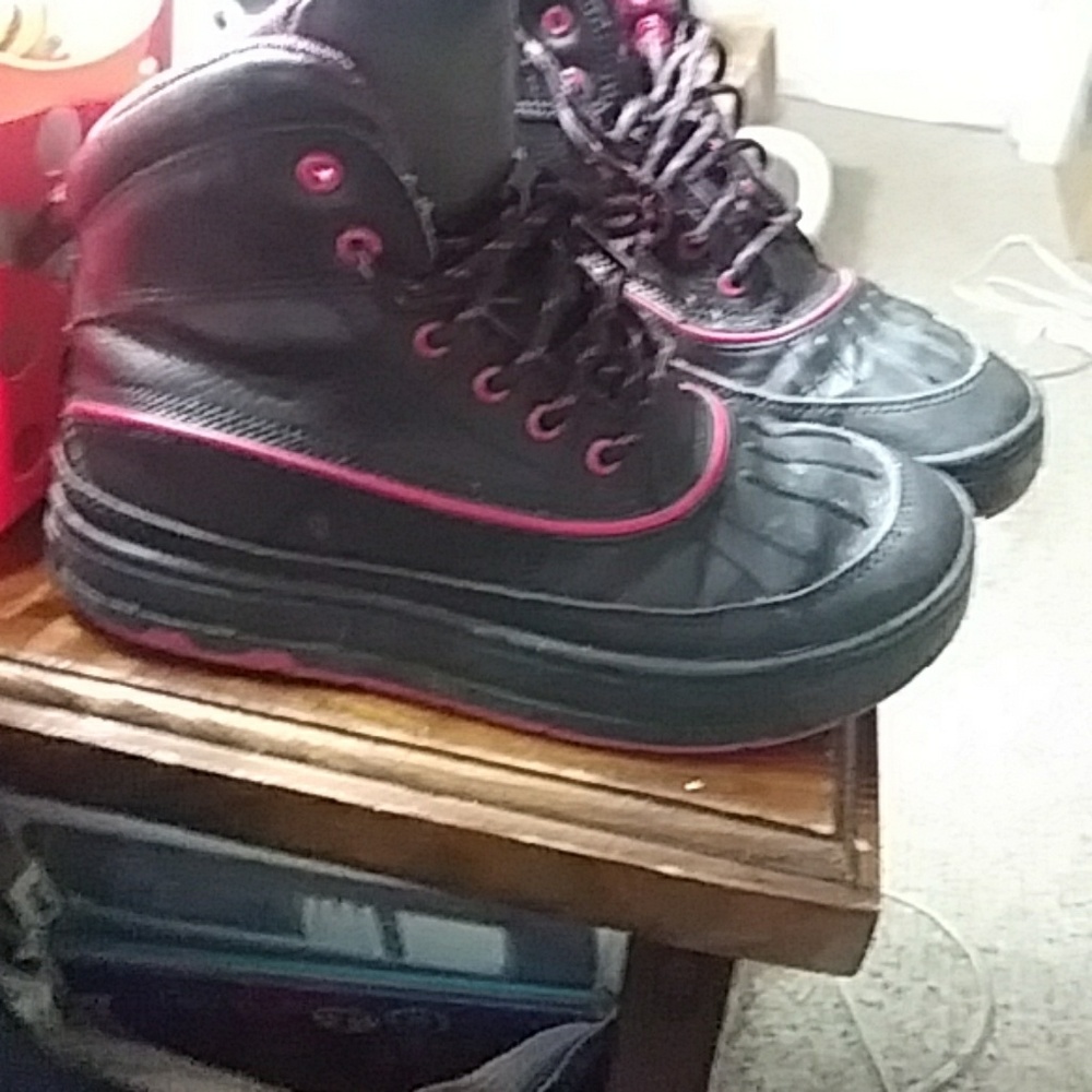 Nike ACG boots!